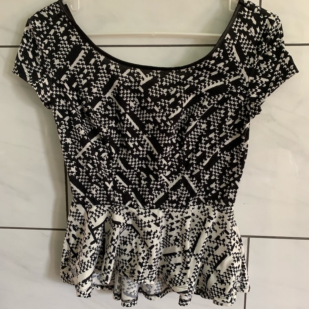 Black and white peplum top